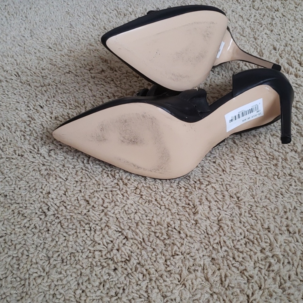 Hot heels - Picture 2 of 3